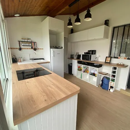 بيت للعطل Charmante Maison A La Hume غوجان-ميستراس